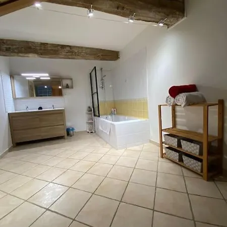 A La Ferme Avec Jacuzzi Et Sauna 펜션 *